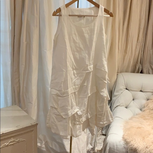 Dress - Picture 1 of 4